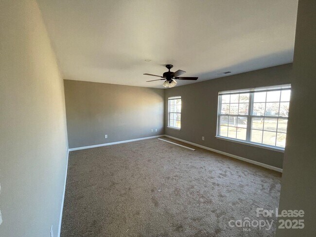 Building Photo - 17402 Westmill Ln