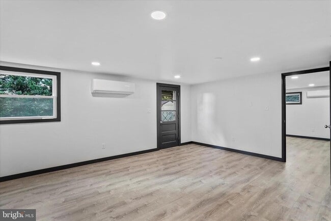 Building Photo - 140 Williamson Ave