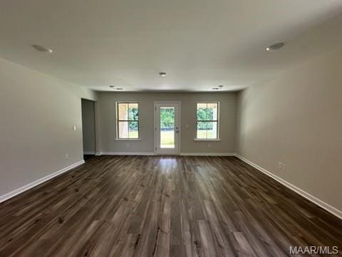 Building Photo - 220 Laila Wy