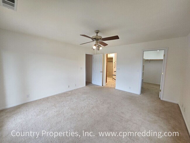 Building Photo - Amazing Short-Term Housing Opportunity in a Custom 4-Bedroom House!