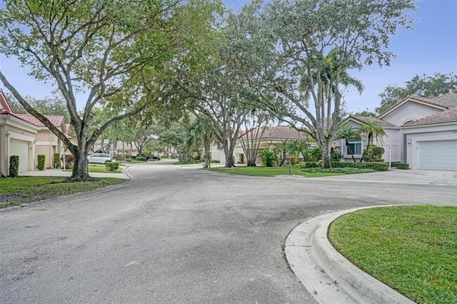 Building Photo - 5056 NW 95th Dr