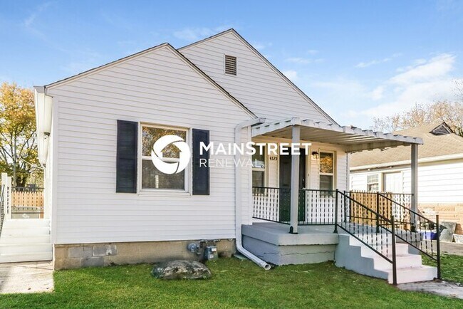 Building Photo - 2 Bedroom Pet-Friendly Home in Indianapoli...