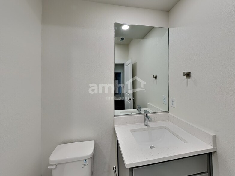 Building Photo - 3994 Wyedale Way