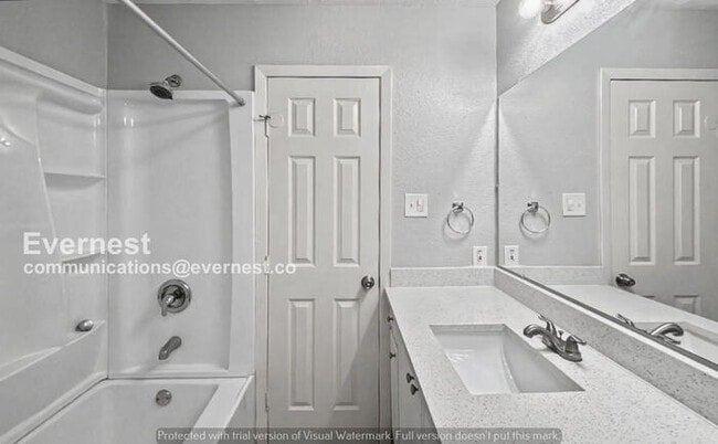 Building Photo - 8515 Lazy Brook Ln