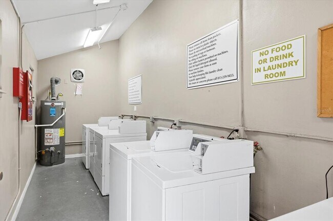 Building Photo - 4810 S Dauphin Ave