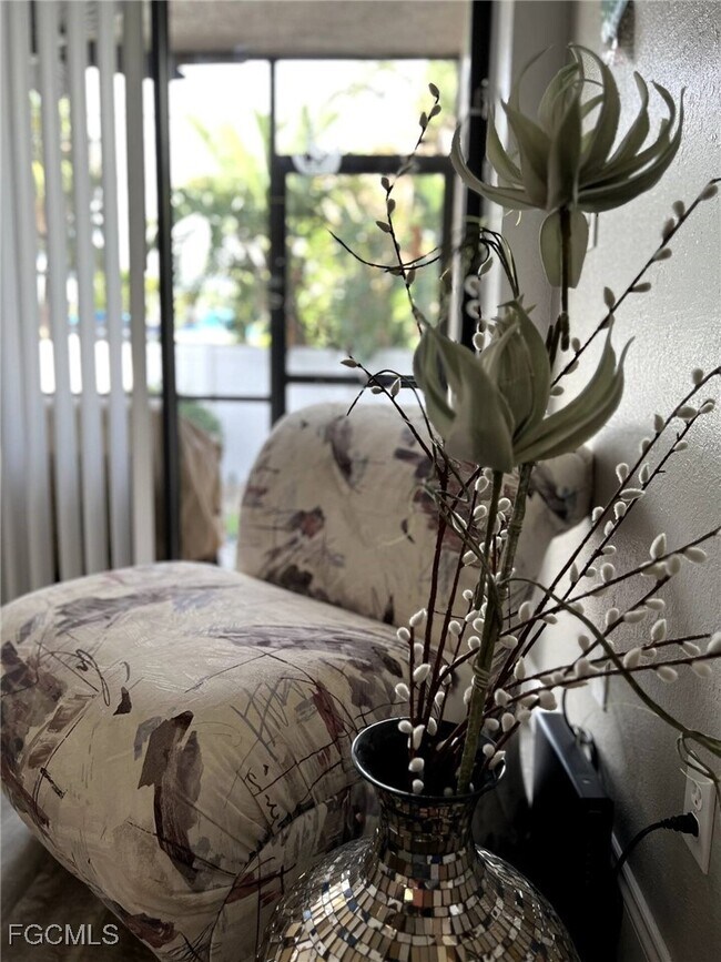 Building Photo - 5255 Coronado Pkwy