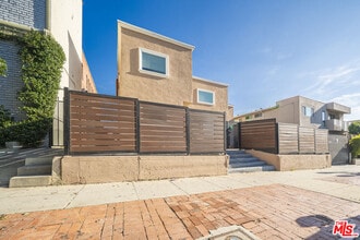 Building Photo - 136 N Rampart Blvd