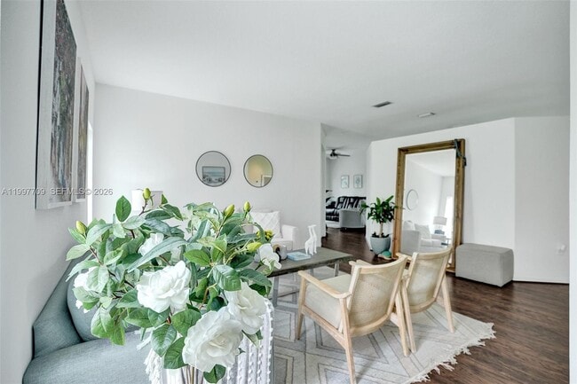 Building Photo - 4102 Sapphire Terrace