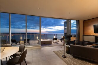 Olympic Room with wrap-around deck - West Edge