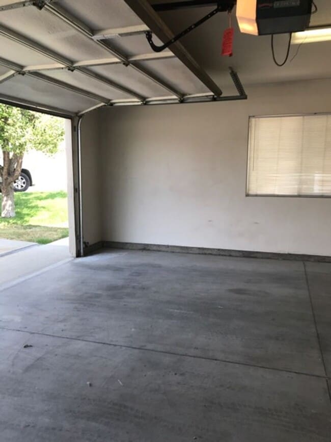 Building Photo - 602 Windemere Cir