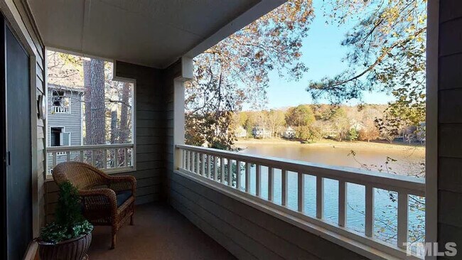 Building Photo - 329 Glen Echo Ln