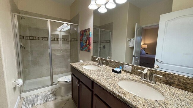 Building Photo - 1424 Rolling Fairway Dr