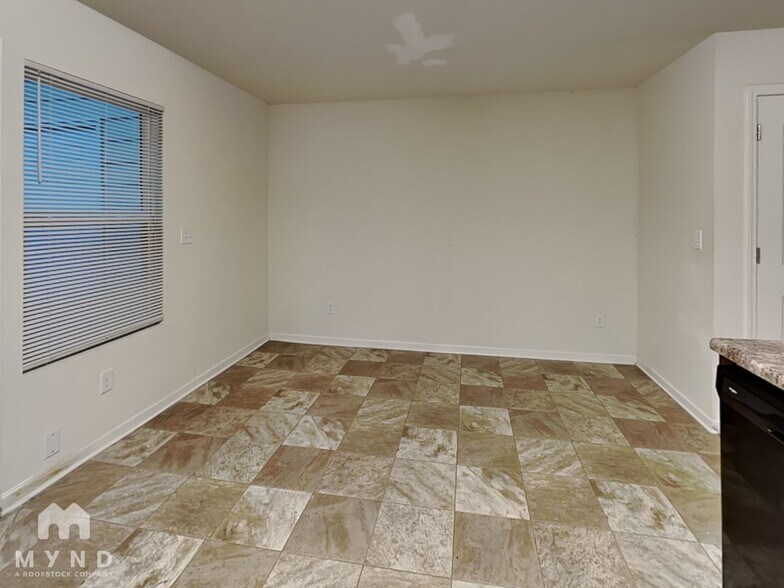 Building Photo - 2544 Piering Dr