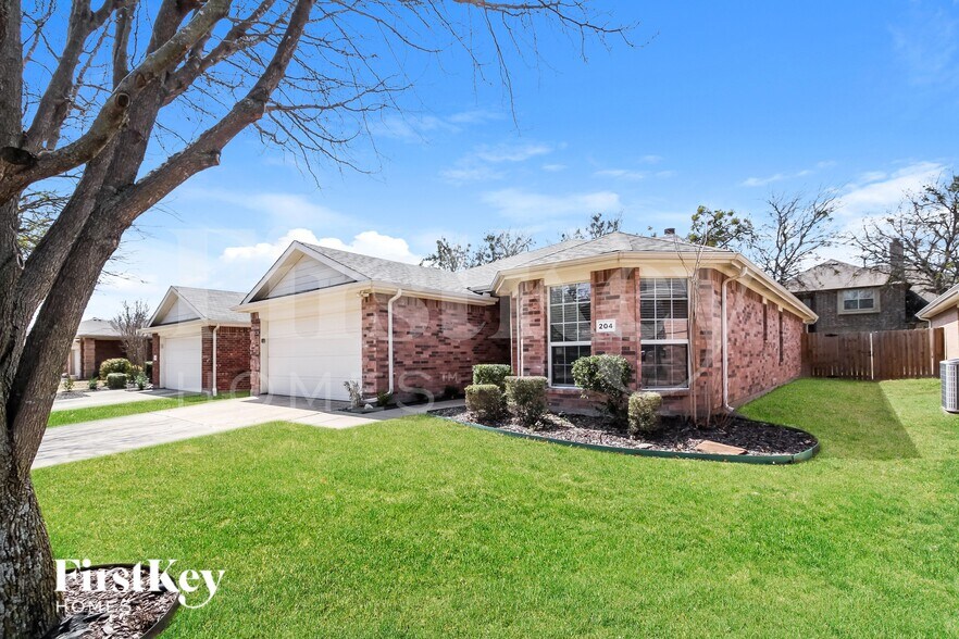Building Photo - 204 Pagoda Dr