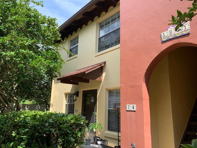Building Photo - Cozy 1 Bed 1 Bath Condo in Delaney Park- Downtown Orlando