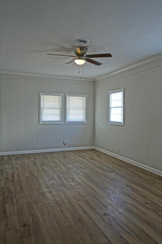 Building Photo - 2903 Bayless Dr SW