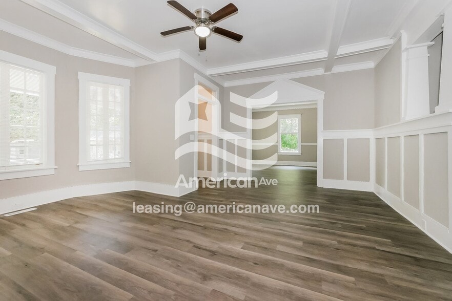 Building Photo - 2529 English Ave