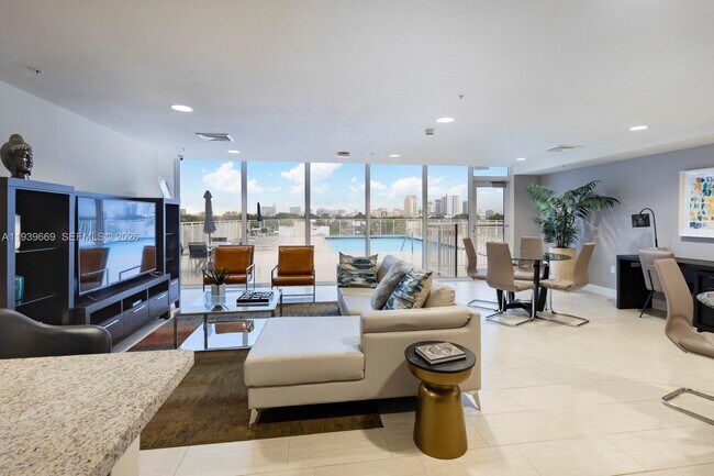 Building Photo - 2350 SW 27th Ave