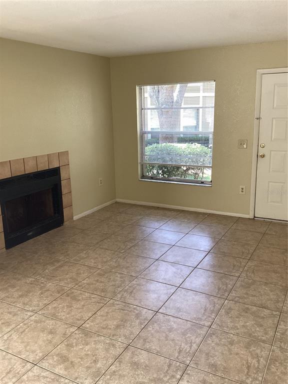 Building Photo - 14321 Hanging Moss Cir