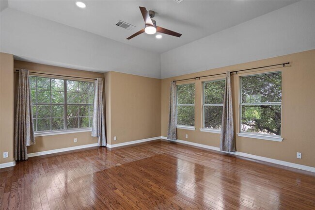 Building Photo - 12105 Portobella Dr