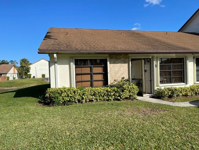 Building Photo - 1120 Parkside Green Dr
