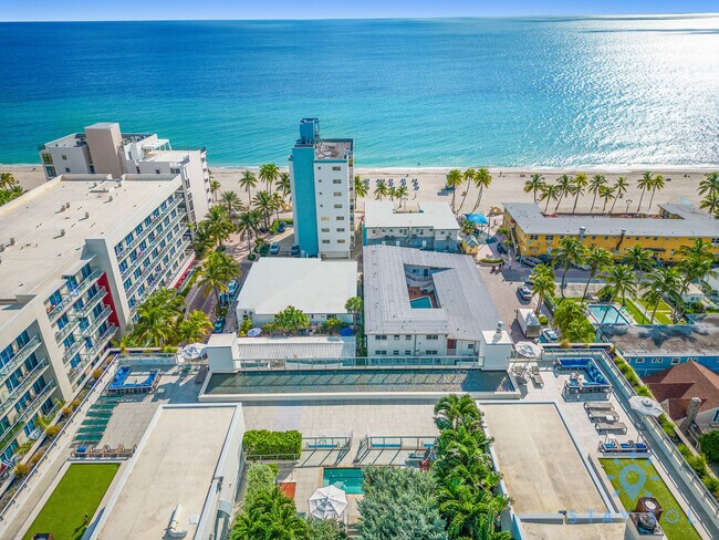 Building Photo - 777 N Ocean Dr