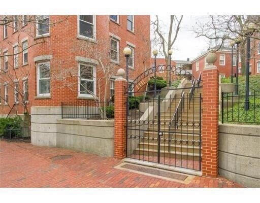Building Photo - 47 Harvard St