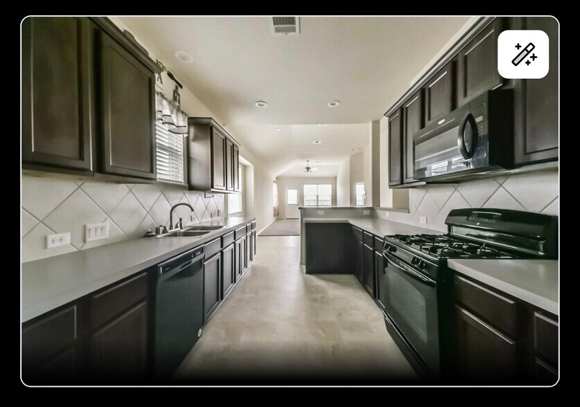 Building Photo - 16919 Beretta Bend Dr