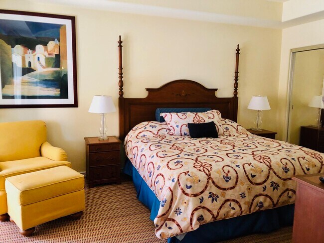 Building Photo - 45245 Seeley Dr