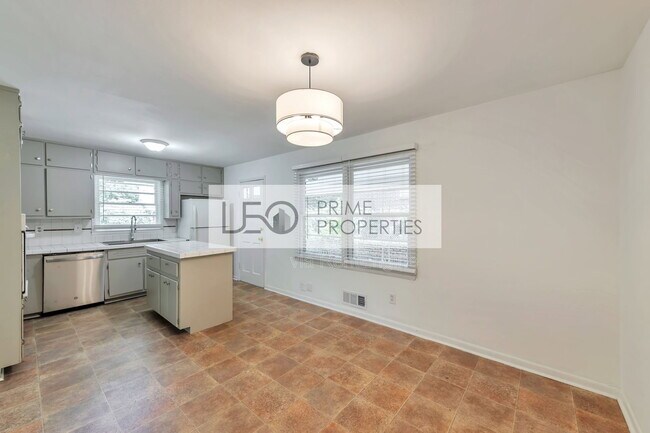 Building Photo - 1728 Springer St NW