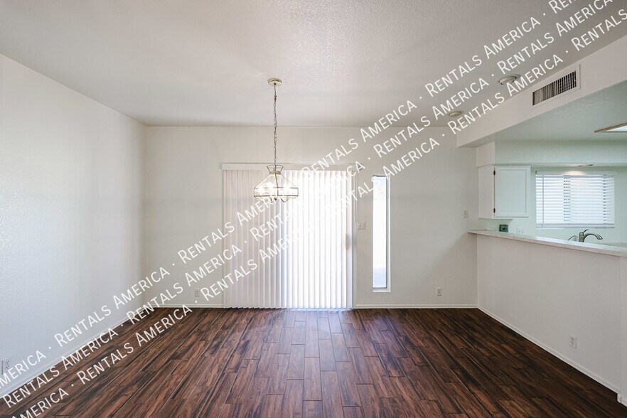 Building Photo - 8849 S 51st St