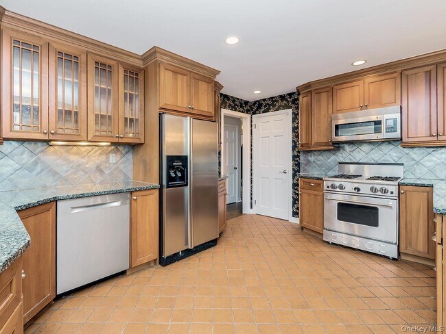 Building Photo - 41 S 4th St