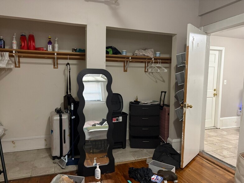 Building Photo - 1066 Commonwealth Ave