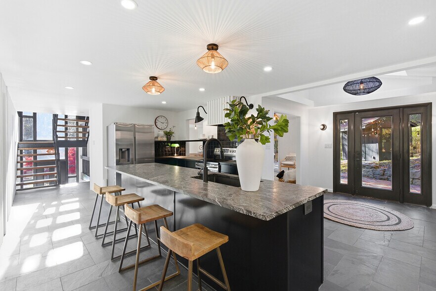 Building Photo - 1 Myrtle Hill Rd