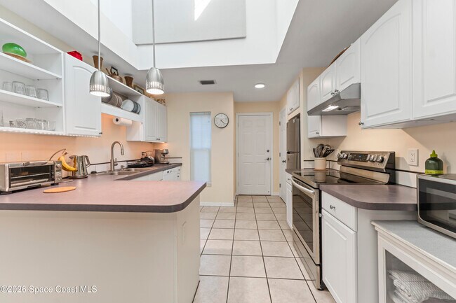 Building Photo - 1479 Beechfern Dr