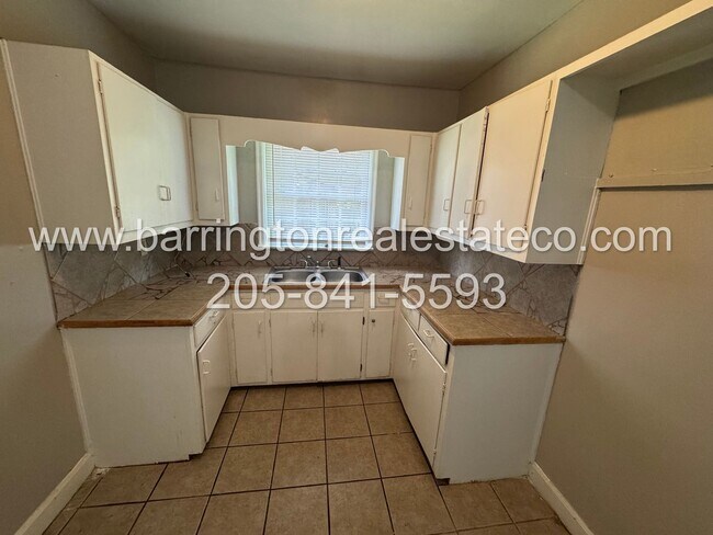 Building Photo - 4116 Avenue L