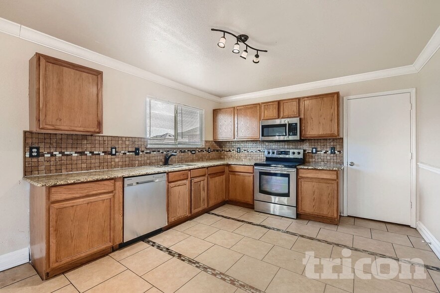 Building Photo - 9213 St Martin Rd