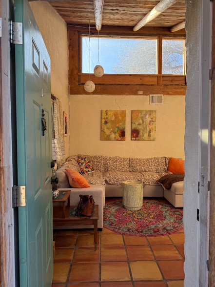 Building Photo - 103 Caminito Montano