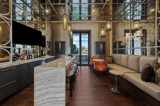 Building Photo - 640 S Ocean Blvd