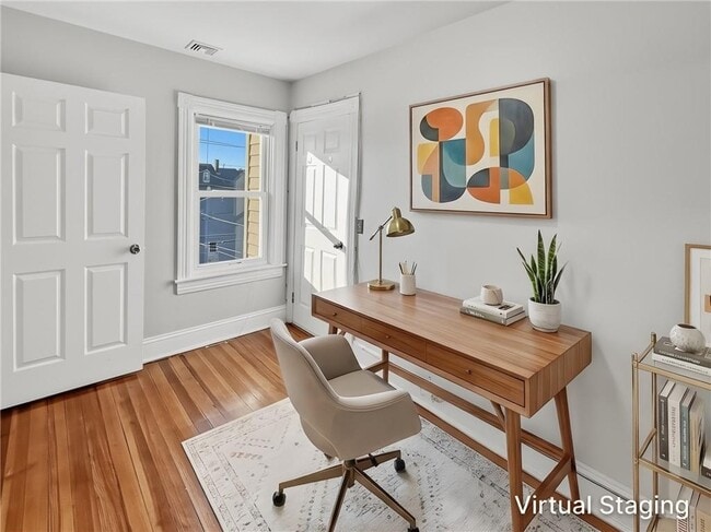 Building Photo - 358 Weeden St