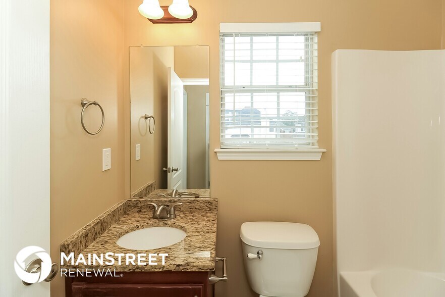 Building Photo - 6488 Snowden Dr