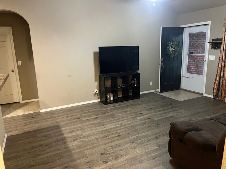 Building Photo - 25457 E 93rd Pl S