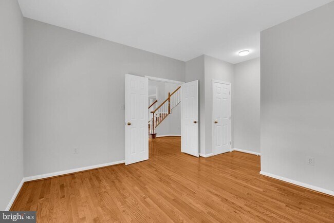 Building Photo - 13072 Autumn Willow Dr