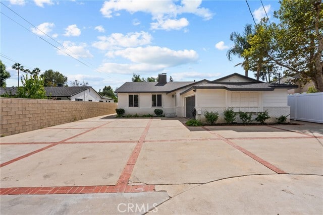 Building Photo - 23036 Burbank Blvd