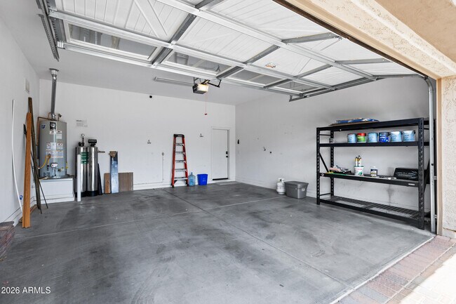 Building Photo - 10218 Bergeron Ave