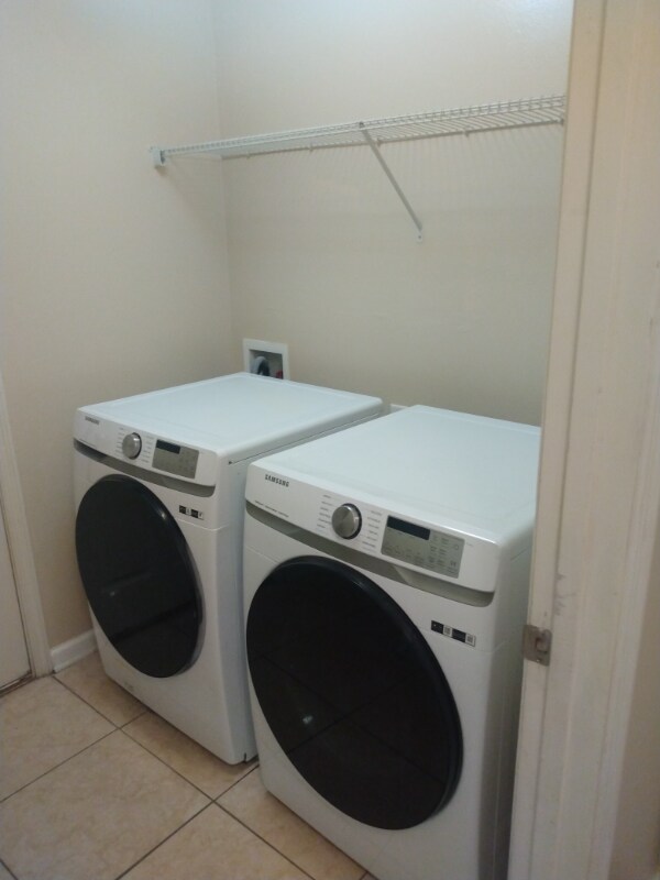 Building Photo - 153 Tuscany Bend St