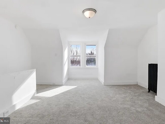 Building Photo - 826 Plum St