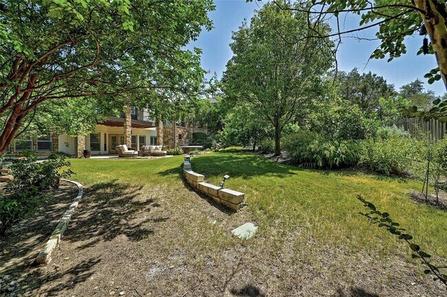 Building Photo - 116 Tallstar Dr