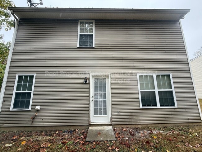 Building Photo - 1124 Highstone Dr