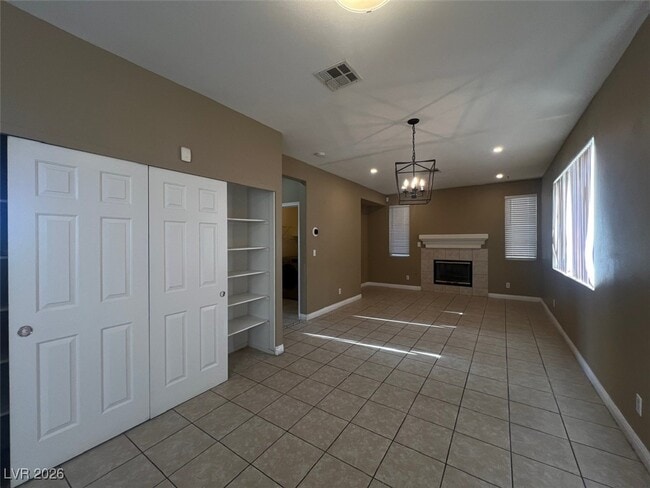 Building Photo - 1000 Venetian Hills Ln